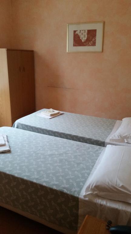 Albergo Margherita Chianciano Terme Exterior photo